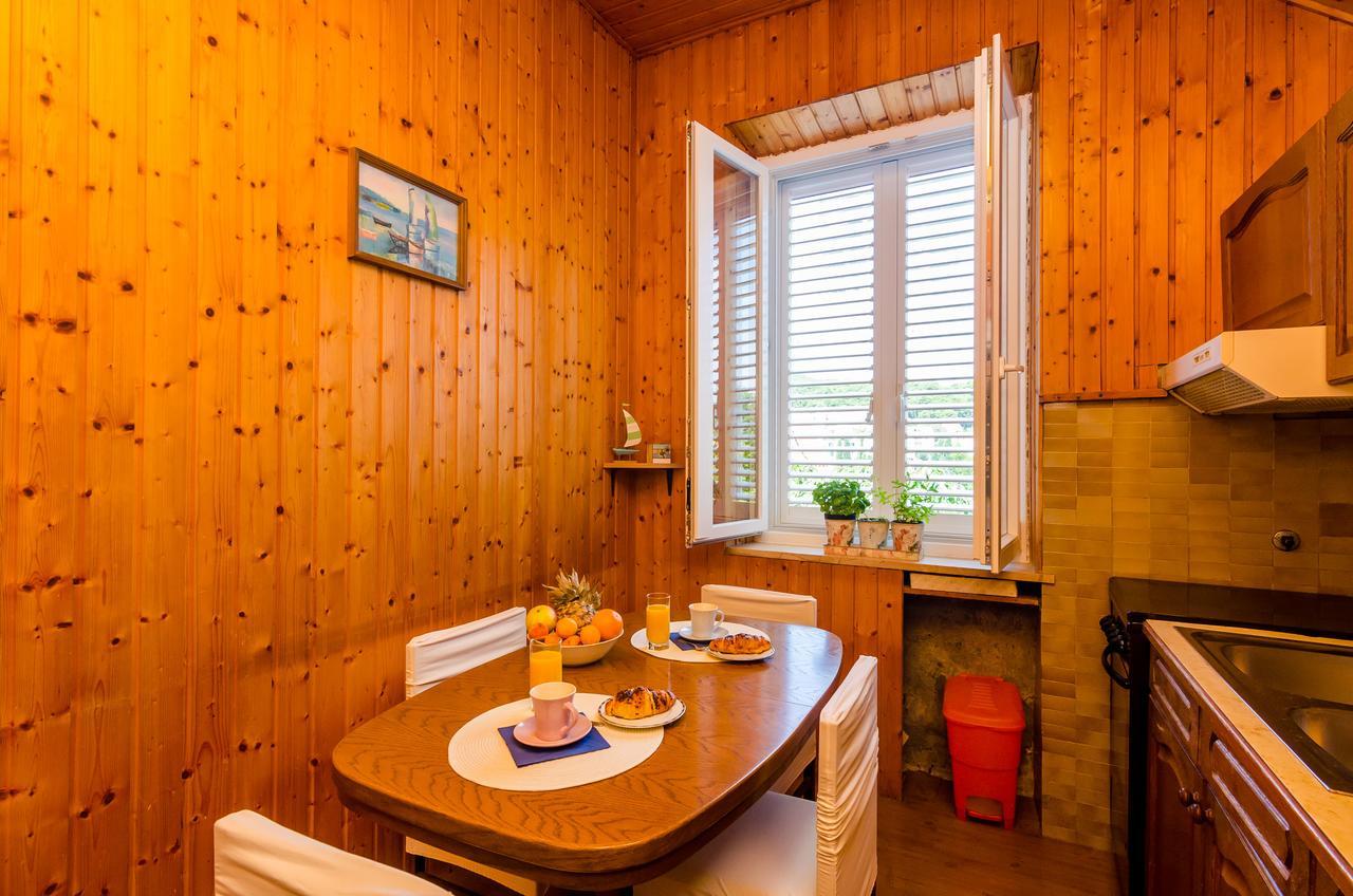 Marich Homestay Дубровник Экстерьер фото